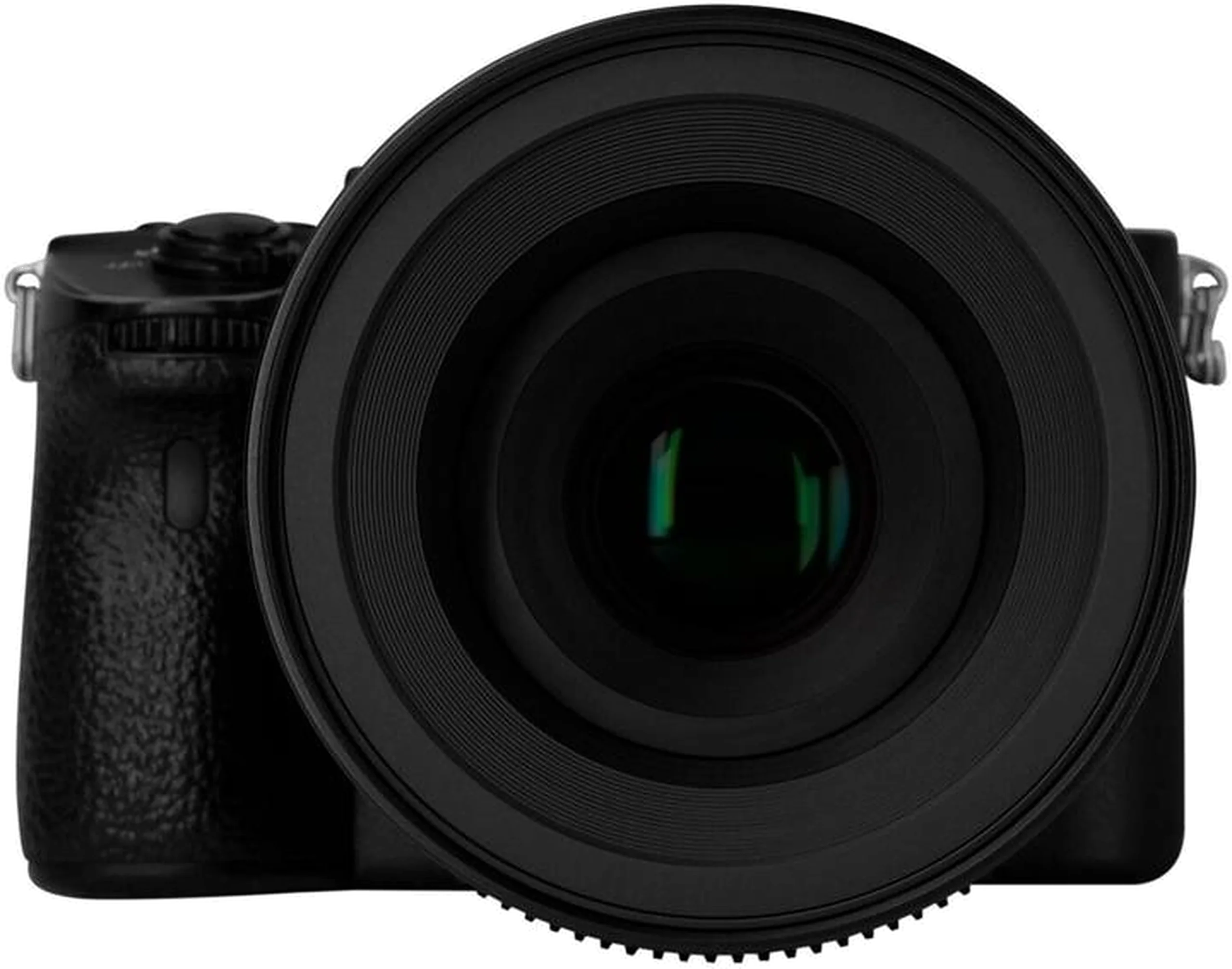 Appareil photo hybride vu de face, objectif au centre